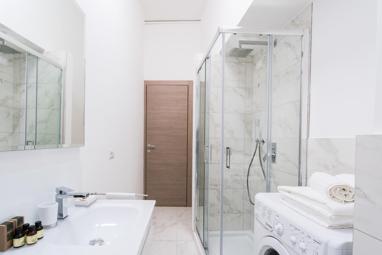 Central & Modern Apartment By Rent All Como Exterior photo